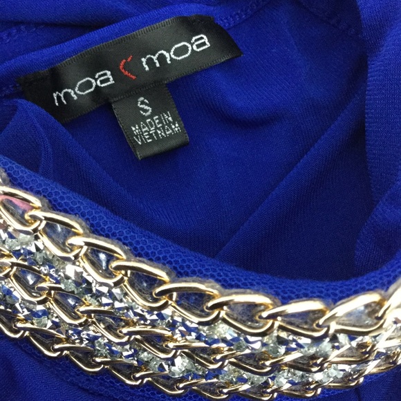 Top - Picture 3 of 4